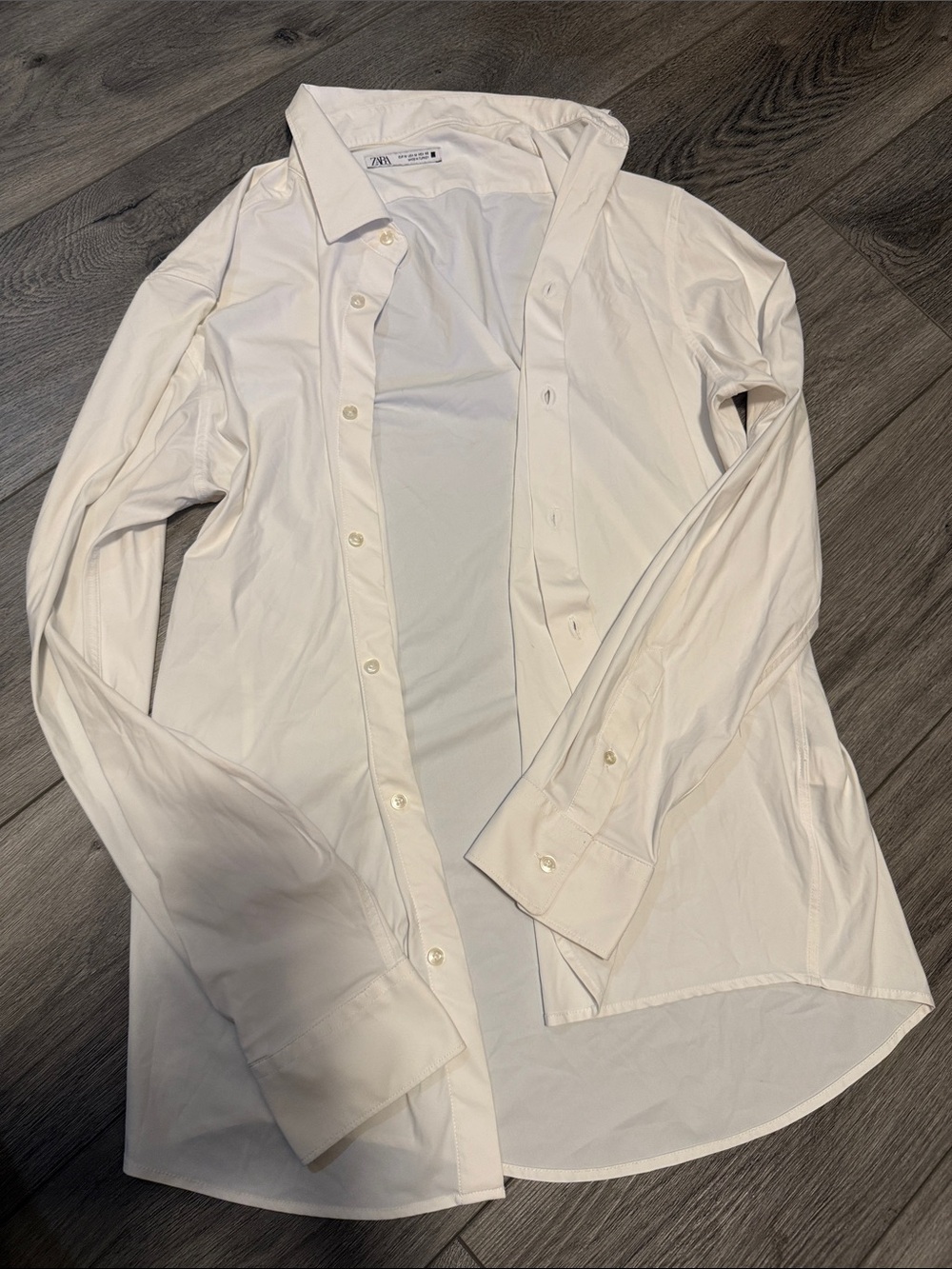 Zara Off-White Long Sleeve Button-Up Shirt